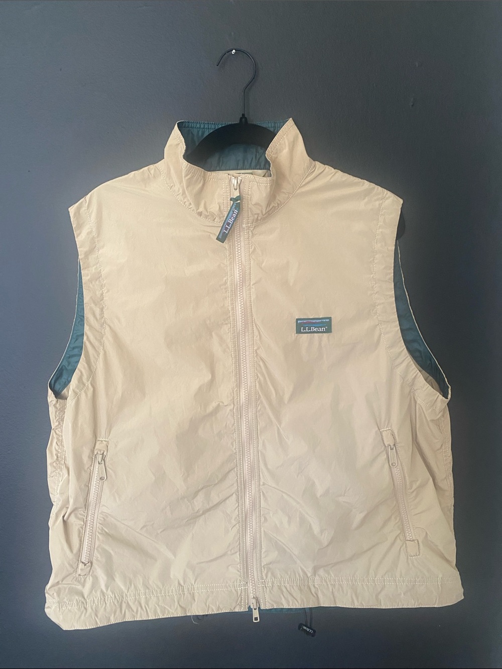 L.L. Bean Mens Roxbury Cream Vest with Green Trim